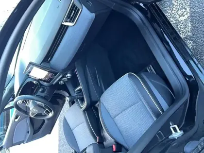 Photo 12 Renault Clio  Eco-G 100 ch GSR2