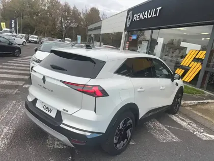 Photo 4 Renault Symbioz  E-Tech full hybrid 145