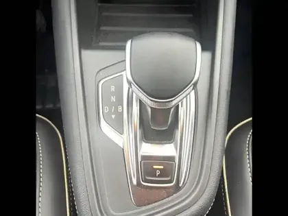 Photo 23 Renault Symbioz  E-Tech full hybrid 145