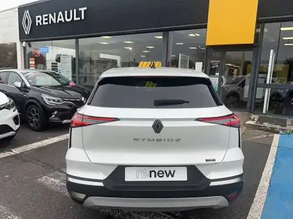 Photo 3 Renault Symbioz  E-Tech full hybrid 145