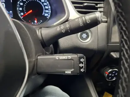 Photo 32 Renault Captur  TCe 90 - 21