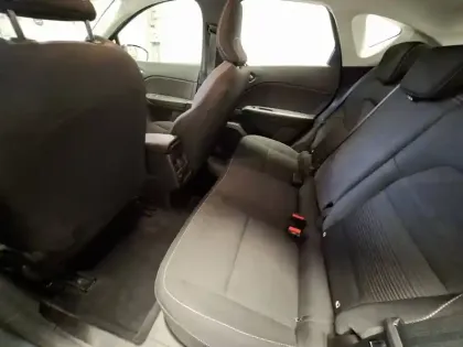 Photo 19 Renault Captur  TCe 90 - 21