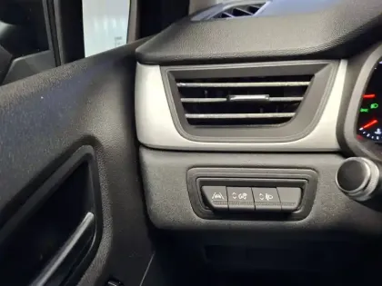 Photo 33 Renault Captur  TCe 90 - 21