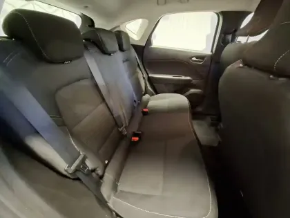 Photo 24 Renault Captur  TCe 90 - 21