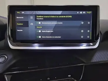 Photo 24 Peugeot 208  Hybrid 110 e-DCS6