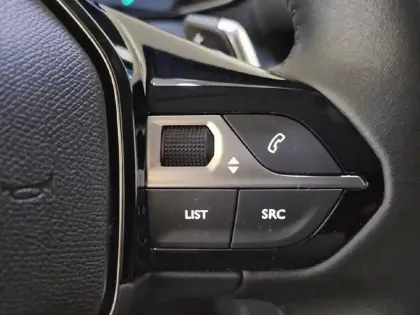 Photo 63 Peugeot 208  Hybrid 110 e-DCS6