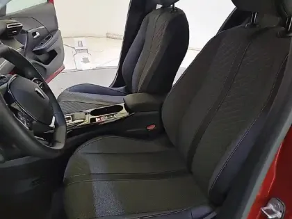 Photo 10 Peugeot 208  Hybrid 110 e-DCS6