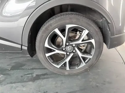 Photo 47 Toyota C-HR  Hybride 2.0L