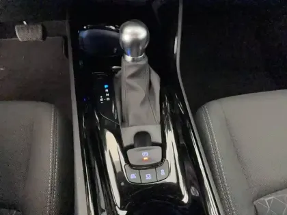 Photo 35 Toyota C-HR  Hybride 2.0L