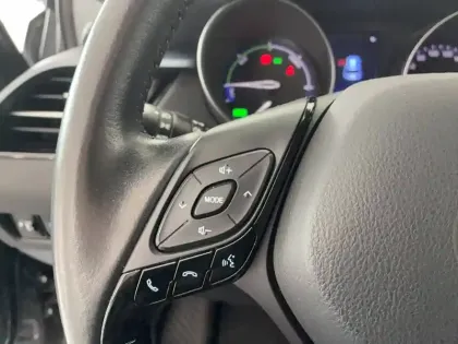 Photo 36 Toyota C-HR  Hybride 2.0L