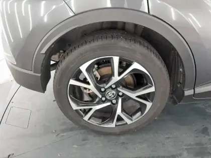 Photo 50 Toyota C-HR  Hybride 2.0L