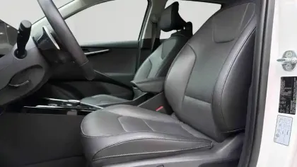 Photo 11 Kia Niro  EV Electrique 204 ch