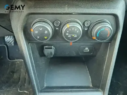 Photo 21 Dacia Sandero  TCe 90 - 22