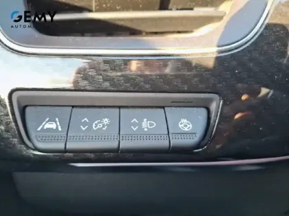 Photo 26 Renault Arkana  E-Tech hybride 145