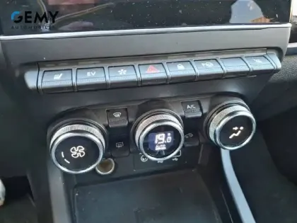 Photo 19 Renault Arkana  E-Tech hybride 145