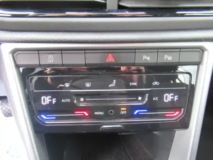 Photo 15 Volkswagen T-roc  2.0 TDI 150 Start/Stop DSG7