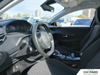 Photo 14 Peugeot 208  Electrique 50 kWh 136ch