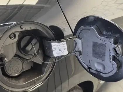 Photo 28 Renault Clio  Eco-G 100 ch GSR2