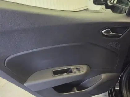 Photo 16 Renault Clio  Eco-G 100 ch GSR2