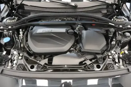 Photo 29 BMW Serie 1 120d 163 ch DKG7