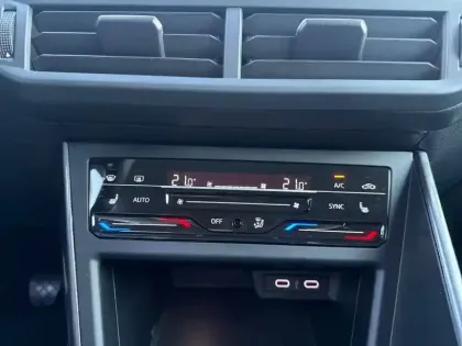 Photo 23 Volkswagen Polo  1.0 TSI 95 S&S BVM5