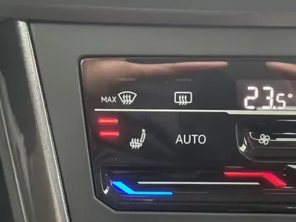 Photo 10 Volkswagen Polo  1.0 TSI 95 S&S DSG7