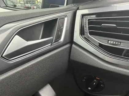 Photo 29 Volkswagen Polo  1.0 TSI 95 S&S DSG7