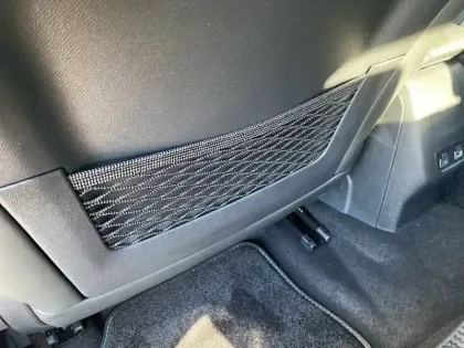 Photo 25 Peugeot 208  Electrique 50 kWh 136ch