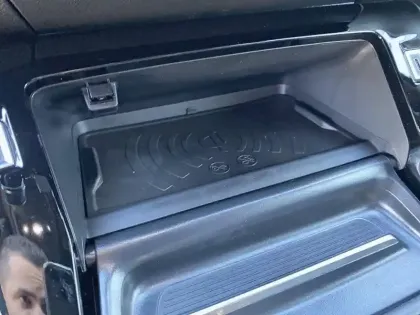 Photo 47 Peugeot 208  Electrique 50 kWh 136ch