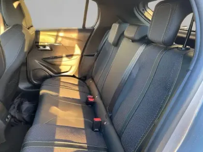 Photo 65 Peugeot 208  Electrique 50 kWh 136ch