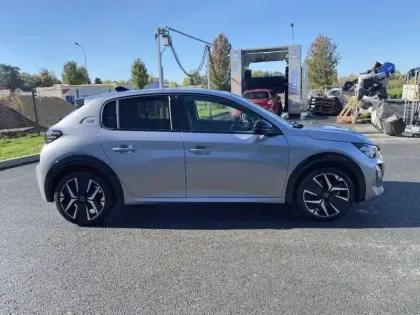 Photo 30 Peugeot 208  Electrique 50 kWh 136ch