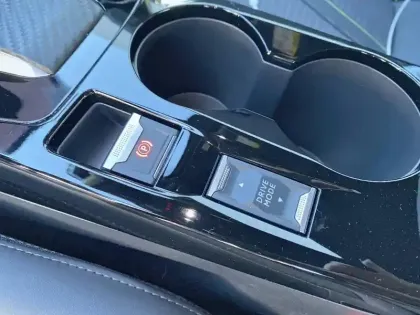 Photo 14 Peugeot 208  Electrique 50 kWh 136ch