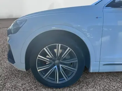 Photo 8 Audi Q8  50 TDI 286 Tiptronic 8 Quattro