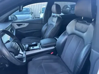 Photo 43 Audi Q8  50 TDI 286 Tiptronic 8 Quattro