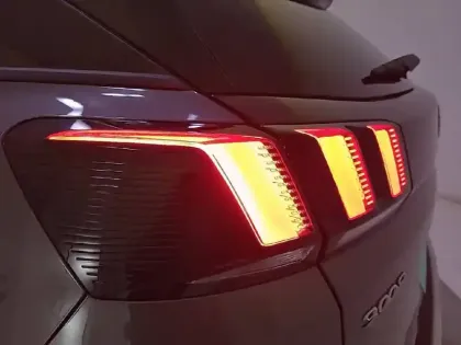 Photo 16 Peugeot 3008  BlueHDi 130ch S&S EAT8