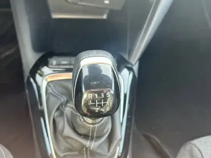 Photo 13 Opel Corsa  1.2 Turbo 100 ch BVM6