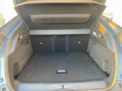 Photo 45 Peugeot 3008  Electrique 210 ch 73 kWh