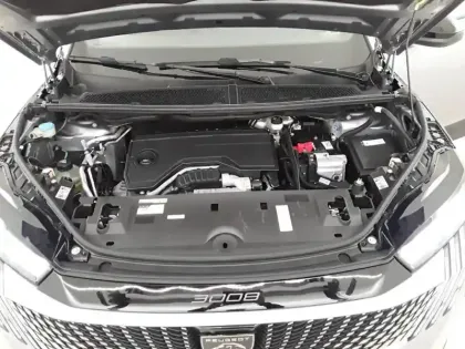 Photo 29 Peugeot 3008  Hybrid 145 e-DCS6