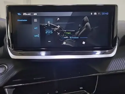 Photo 18 Peugeot 208  PureTech 100 S&S BVM6