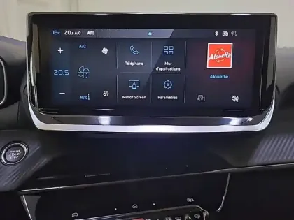 Photo 19 Peugeot 208  PureTech 100 S&S BVM6