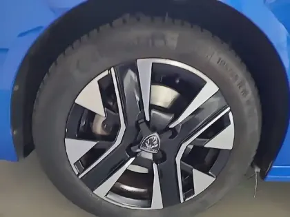 Photo 12 Peugeot 208  PureTech 100 S&S BVM6