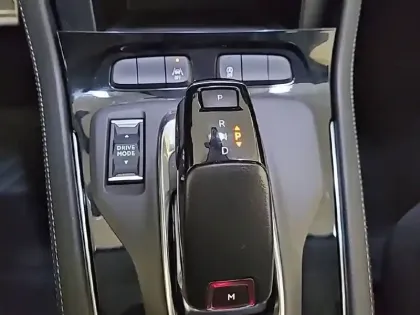 Photo 13 Opel Grandland  1.5 Diesel 130 ch BVA8