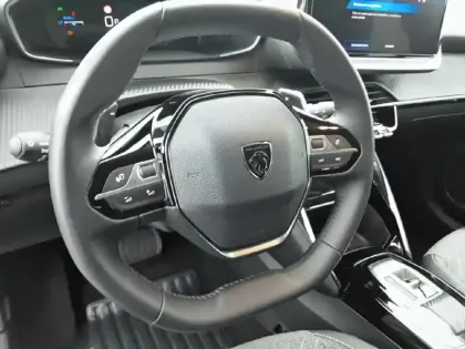 Photo 8 Peugeot 208  Hybrid 100 e-DCS6