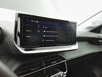 Photo 20 Peugeot 208  Hybrid 100 e-DCS6