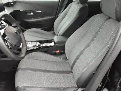 Photo 10 Peugeot 208  Hybrid 100 e-DCS6