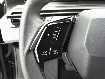 Photo 18 Peugeot 3008  Hybrid 136 e-DCS6