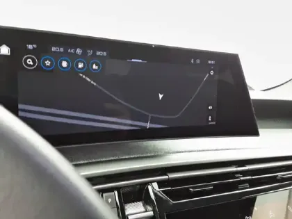 Photo 21 Peugeot 3008  Hybrid 136 e-DCS6