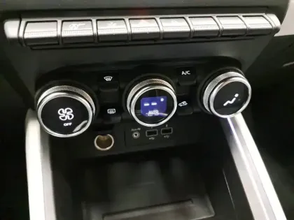 Photo 36 Renault Clio  TCe 140