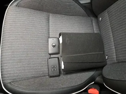 Photo 40 Renault Clio  TCe 140