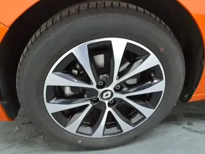 Photo 17 Renault Clio  TCe 140